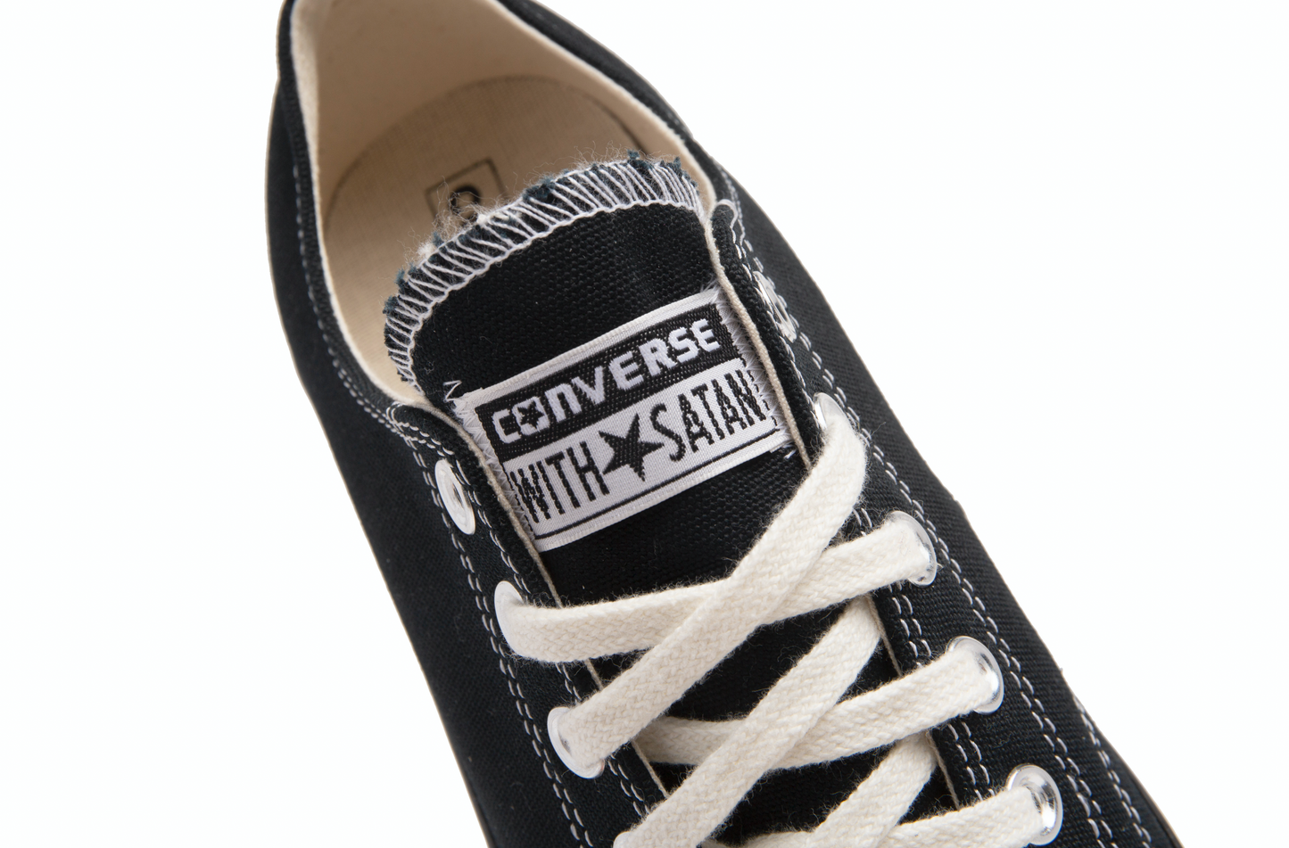 chAos Canvas Low Top Black